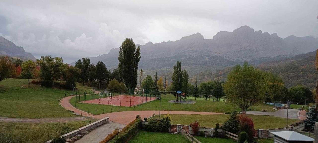 Apartamento Argualas V Wowrural Panticosa Bagian luar foto