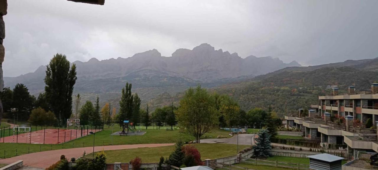 Apartamento Argualas V Wowrural Panticosa Bagian luar foto